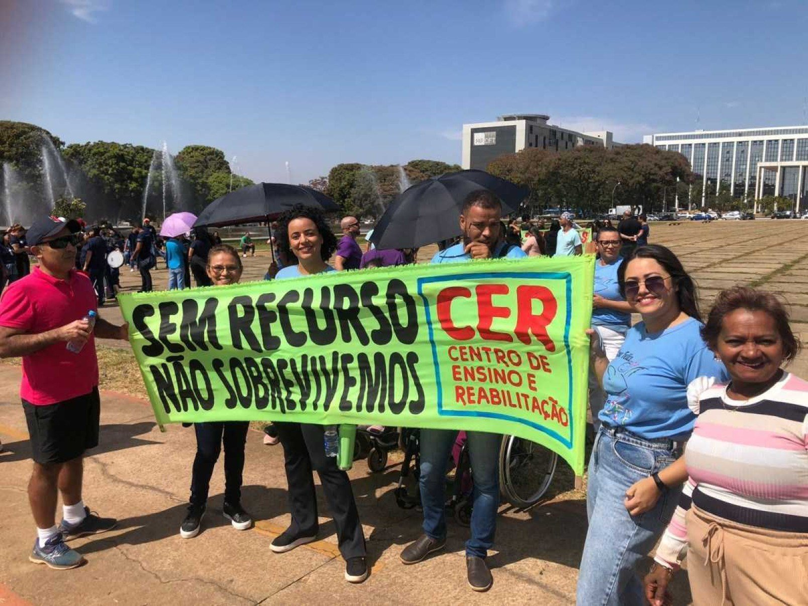 Entidades sociais protestam contra atrasos no pagamento pelo GDF