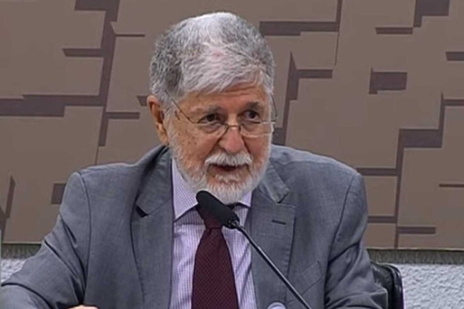 Assessor especial da Presidência da República participa de sessão no Senado para prestar esclarecimentos sobre posição do Brasil diante das eleições na Venezuela -  (crédito: Reprodução Tv Senado)