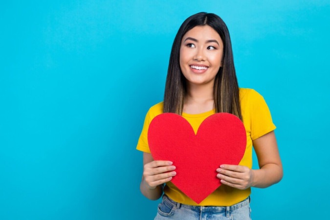 Compreender como os astros influenciam o amor pode ser uma oportunidade valiosa para solteiros (Imagem: Roman Samborskyi | Shutterstock)  -  (crédito: EdiCase)