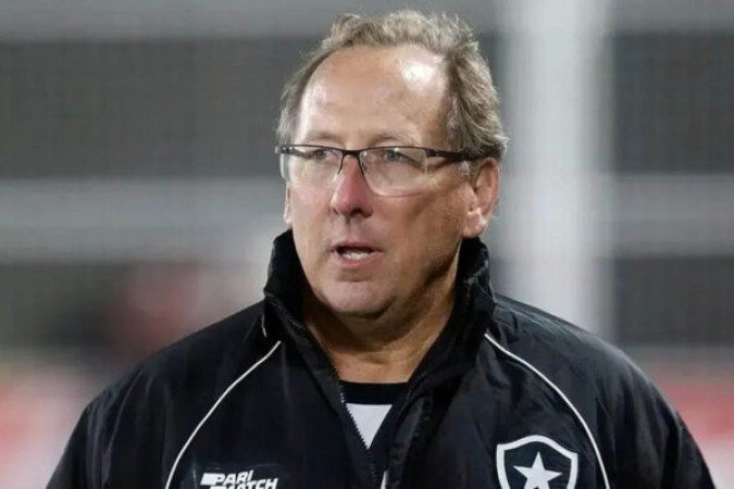 Textor busca vender sua participação no Crystal Palace por não conseguir se tornar acionista majoritário -  (crédito: Foto: Vitor Silva/Botafogo)