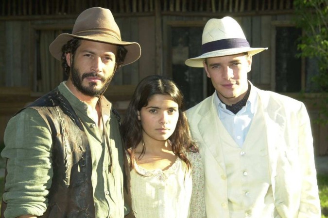 Malvino Salvador e Vanessa Giácomo, estreando em novelas ao lado de Daniel Oliveira em Cabocla (2004), na Globo               
     -  (crédito: Memória Globo)