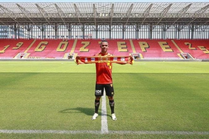 Juan é anunciado no Göztepe -  (crédito: Foto: Divulgação / Göztepe Spor Kulübü)