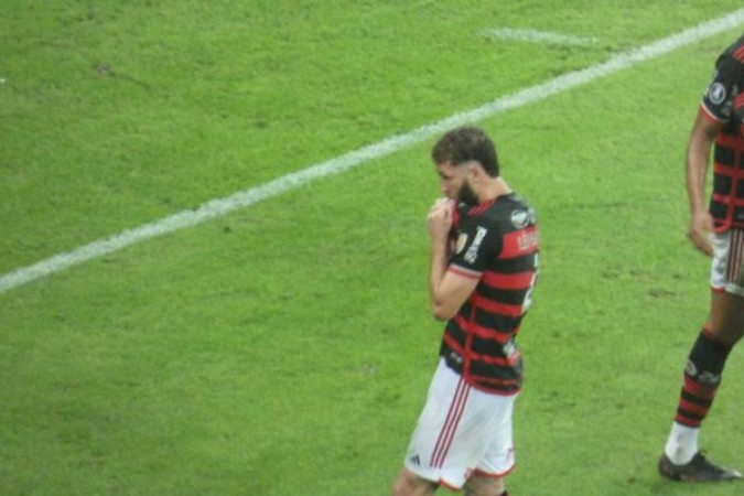 O zagueiro Leo Pereira marcou o segundo gol do Flamengo na vitória diante do Bolívar -  (crédito: Foto: Lucas Bayer/J10)