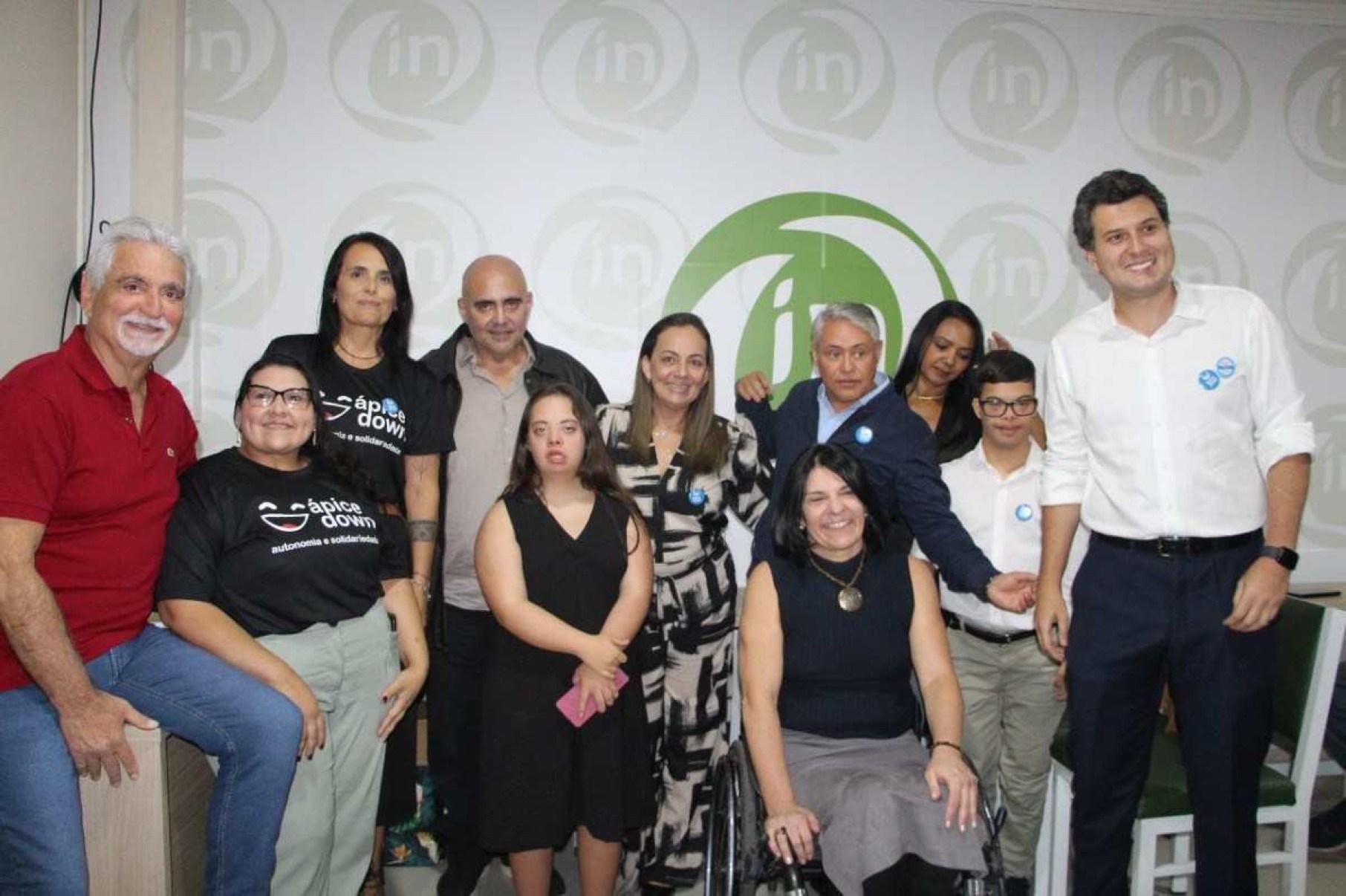 Raad Massouh, Elziane Ethel, Janaina Parente, Dr. Karlo, Nadja e Bia Quadros, Augusto Bravo, Ana Lima , Pedro Arão e Eduardo Pedrosa. 