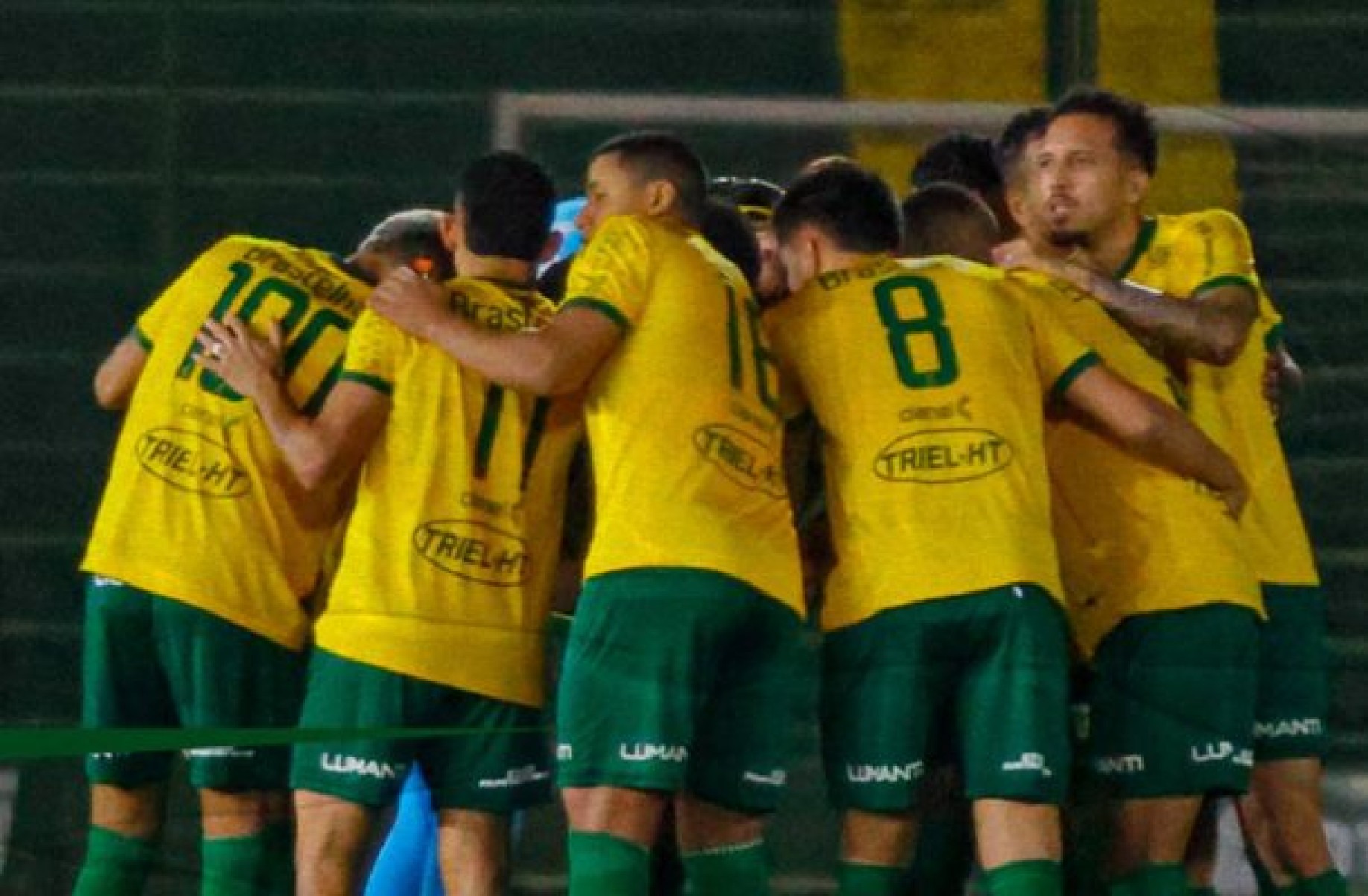 Série C teve quatro partidas neste sábado e o destaque é na parte de cima da classificação -  (crédito: Foto: Divulgação / Ypiranga)