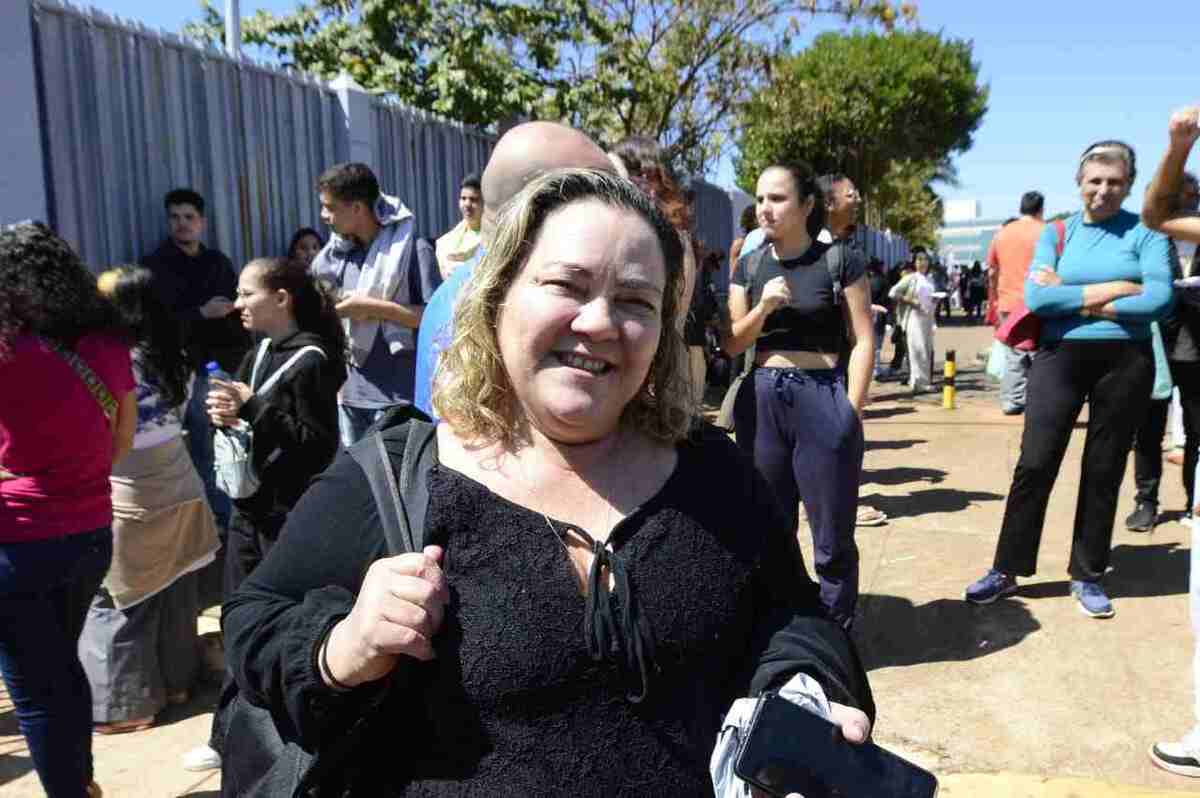 Saída dos candidatos da CNU para almoço