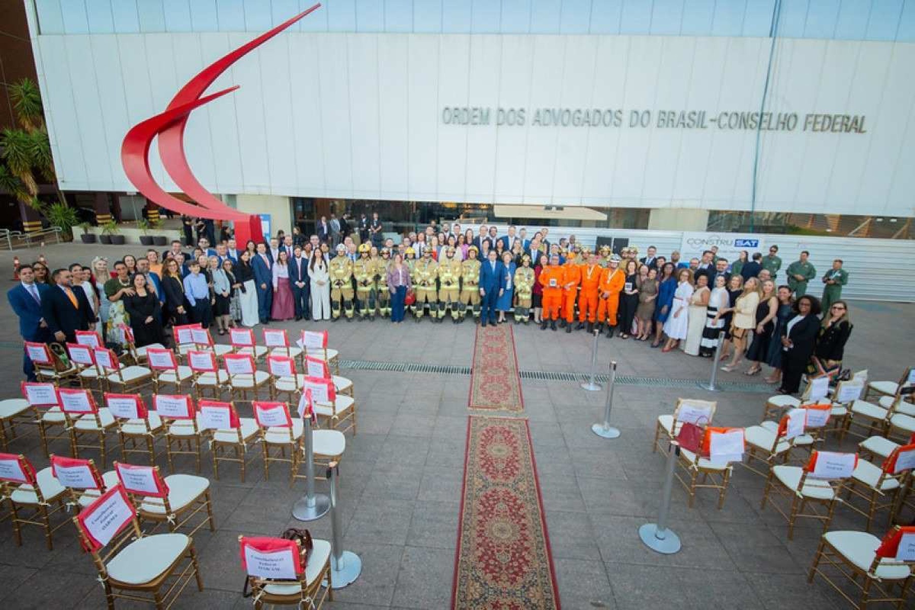 Solenidade homenageou bombeiros que atuaram na ocorrência