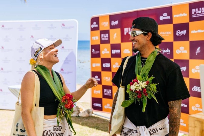 Medalhistas de prata e de bronze nos Jogos Olímpicos 2024, Tatiana Weston-Webb e Gabriel Medina sonham em colocar o Brasil no WSL Finals, em Trestles, na Califórnia -  (crédito: Matt Dunbar/World Surf League)