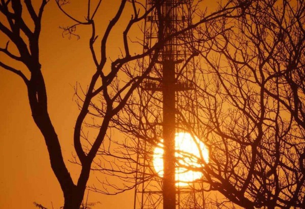 Sem chuva há 120 dias, umidade relativa do ar chegou a 12% na capital, com altas temperaturas -  (crédito: Luiza Marinho/CB/D.A Press )