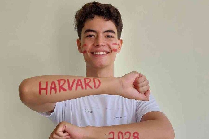 Styves Miranda, 20 anos, fez o TOEFL e vai estudar ciência da computação em Harvard, nos Estados Unidos -  (crédito: Arquivo pessoal)