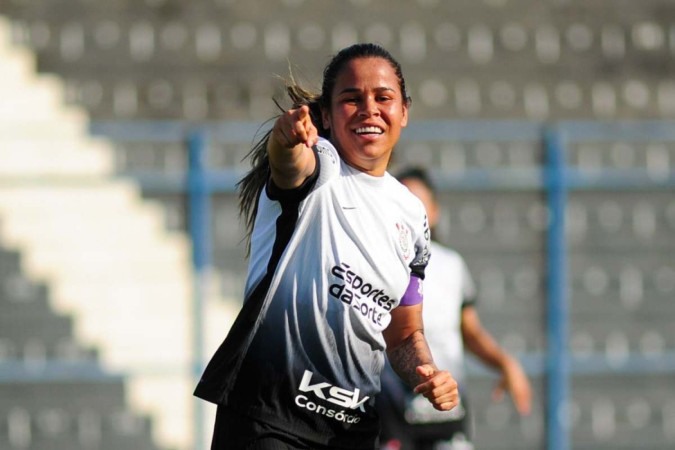 Vice-artilheira da Série A1 do Campeonato Brasileiro Feminino com 13 gols, a brasiliense Vic Albuquerque está na lista de Arthur Elias  -  (crédito: CBF)