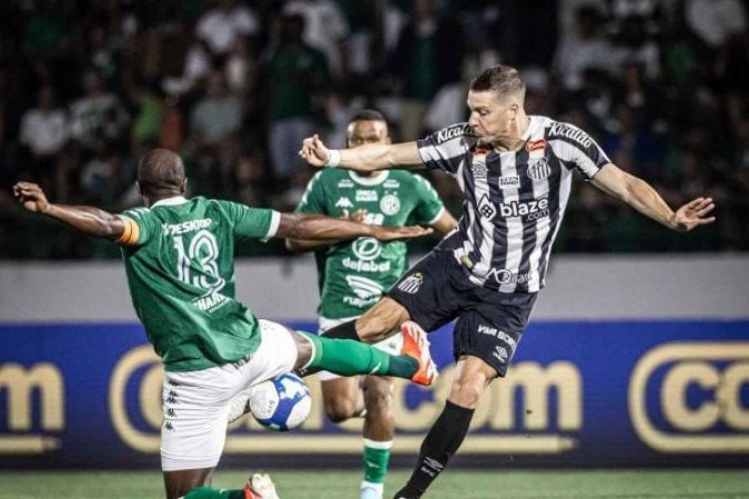 Santos e Guarani empataram por 1 a 1, no Brinco de Ouro, pela 22ª rodada da Série B do Brasileirão - Foto: Raphael Silvestre/GuaraniFC -  (crédito: Foto: Raphael Silvestre/GuaraniFC)