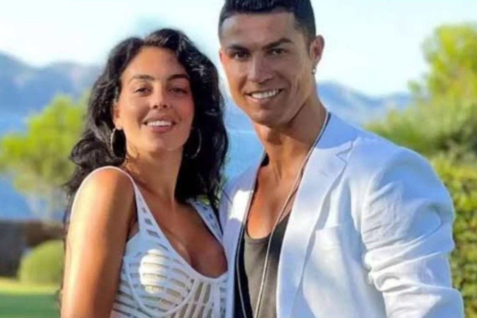 Georgina e Cristiano Ronaldo -  (crédito: Redes Sociais )