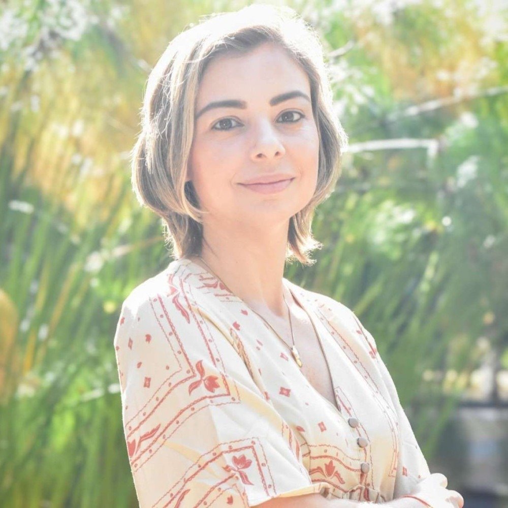 Luiza Fariello lança livro de contos nesta sexta-feira (23/8)