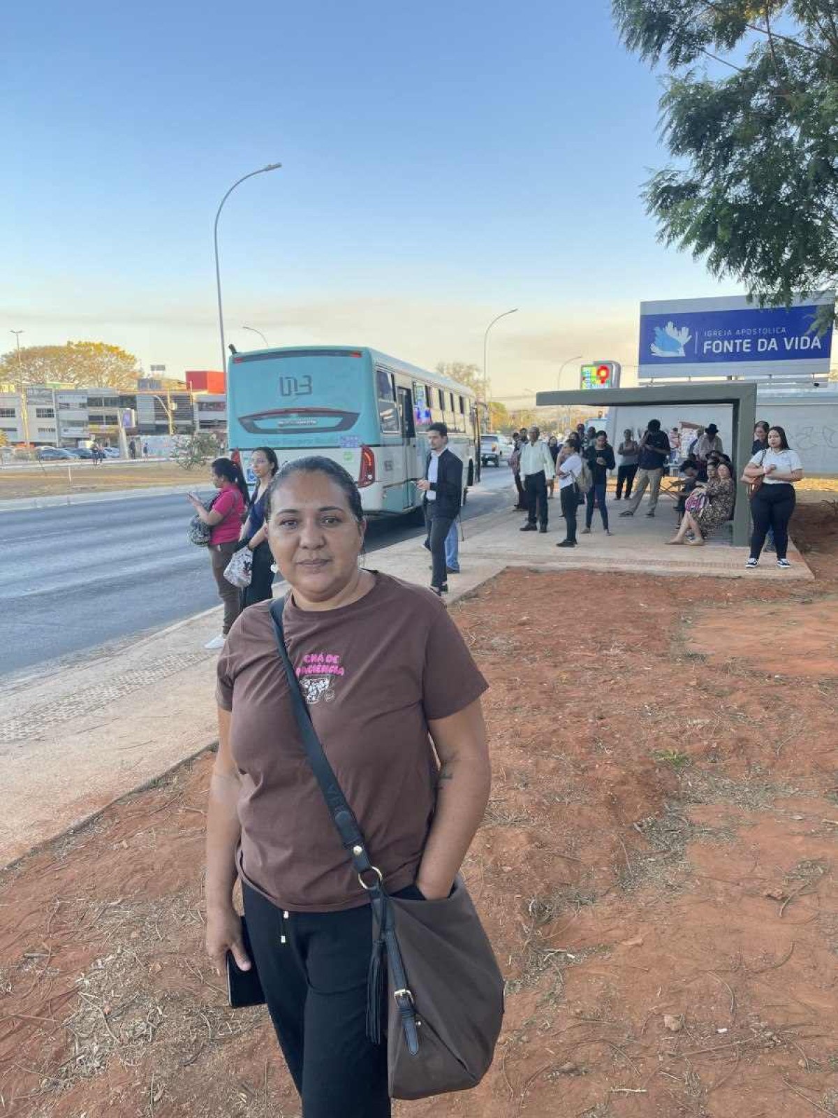 Espera sem conforto nos pontos de Ônibus do Distrito Federal 