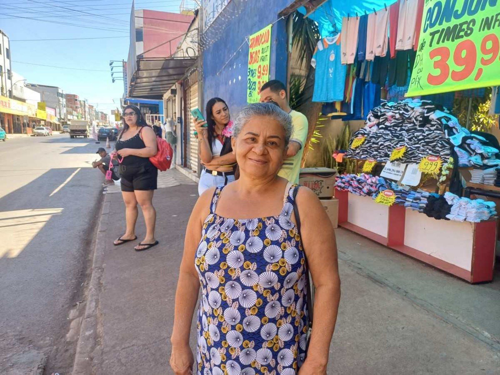 Rosária Silva destaca que muitas vezes os ônibus não param pela falta de sinalização Rosária Silva destaca que muitas vezes os ônibus não param pela falta de sinalização