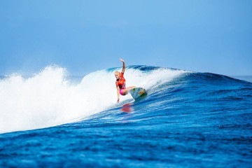  CLOUDBREAK, FIJI - AUGUST 24: Tatiana Weston-Webb of Brazil surfs in the Final at the Corona Fiji Pro on August 24, 2024 at Cloudbreak, Fiji. (Photo by Aaron Hughes/World Surf League)
     -  (crédito: Aaron Hughes/World Surf League)