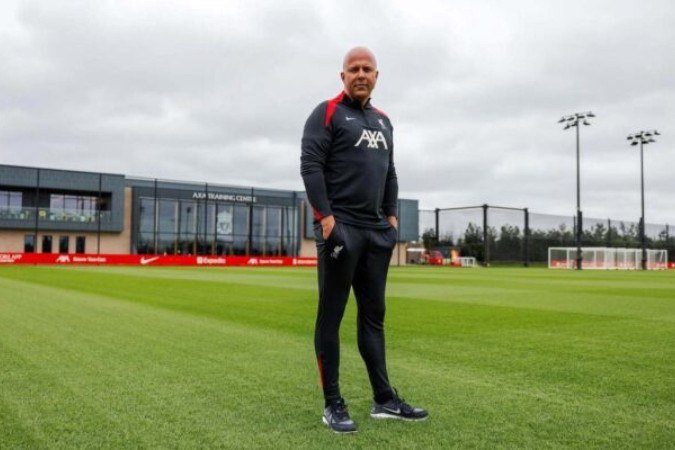 Arne Slot fará sua estreia em Anfield como treinador do Liverpool -  (crédito: Foto: Divulgação / Liverpool)