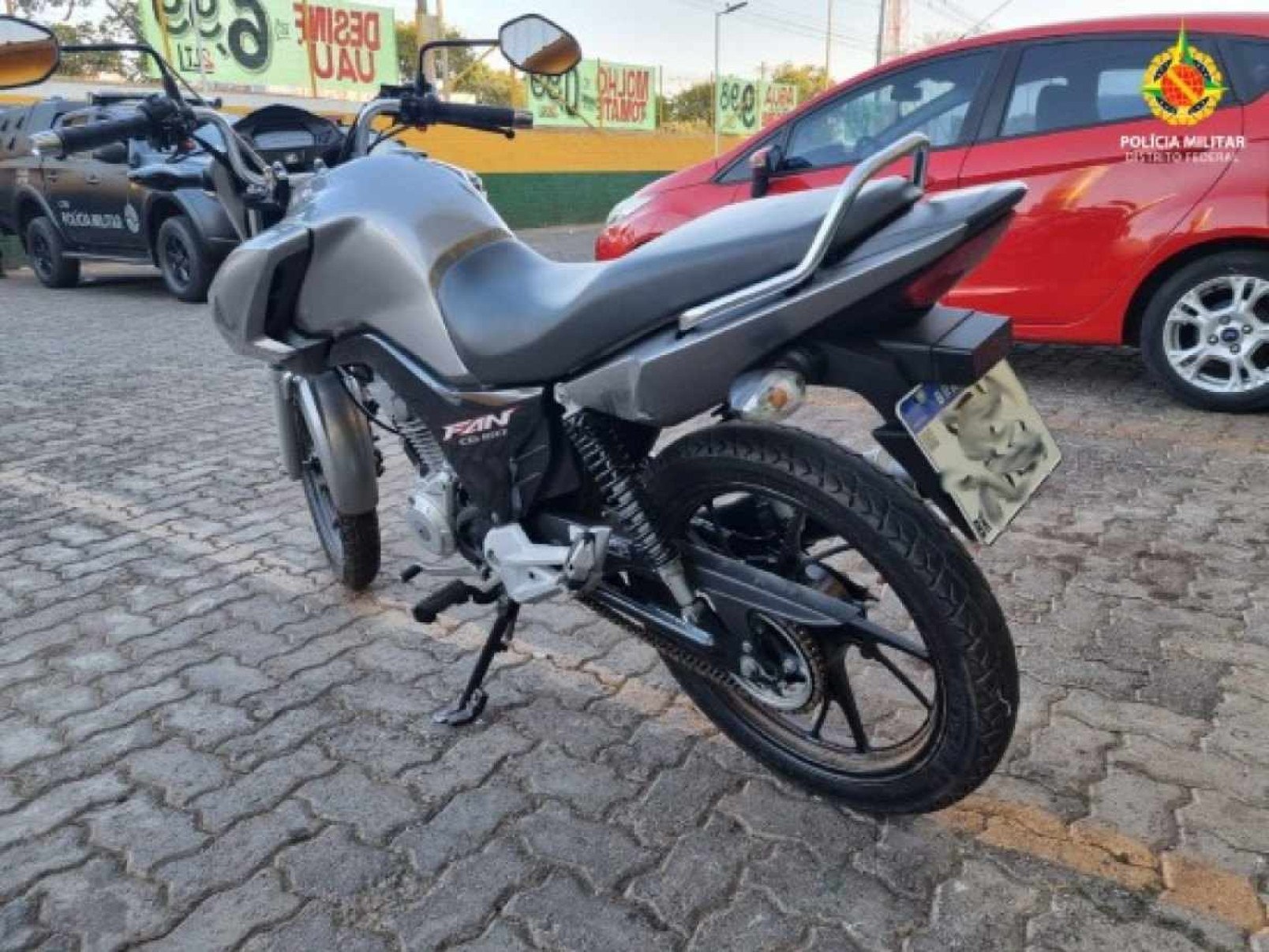 Homem com longa ficha criminal é preso após furtar motocicleta no Gama