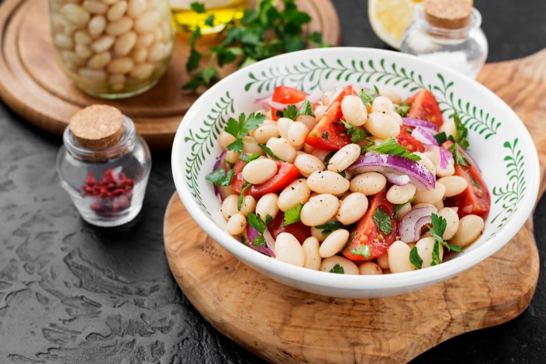 Salada de feijão-branco (Imagem: nelea33 | Shutterstock) -  (crédito: EdiCase)