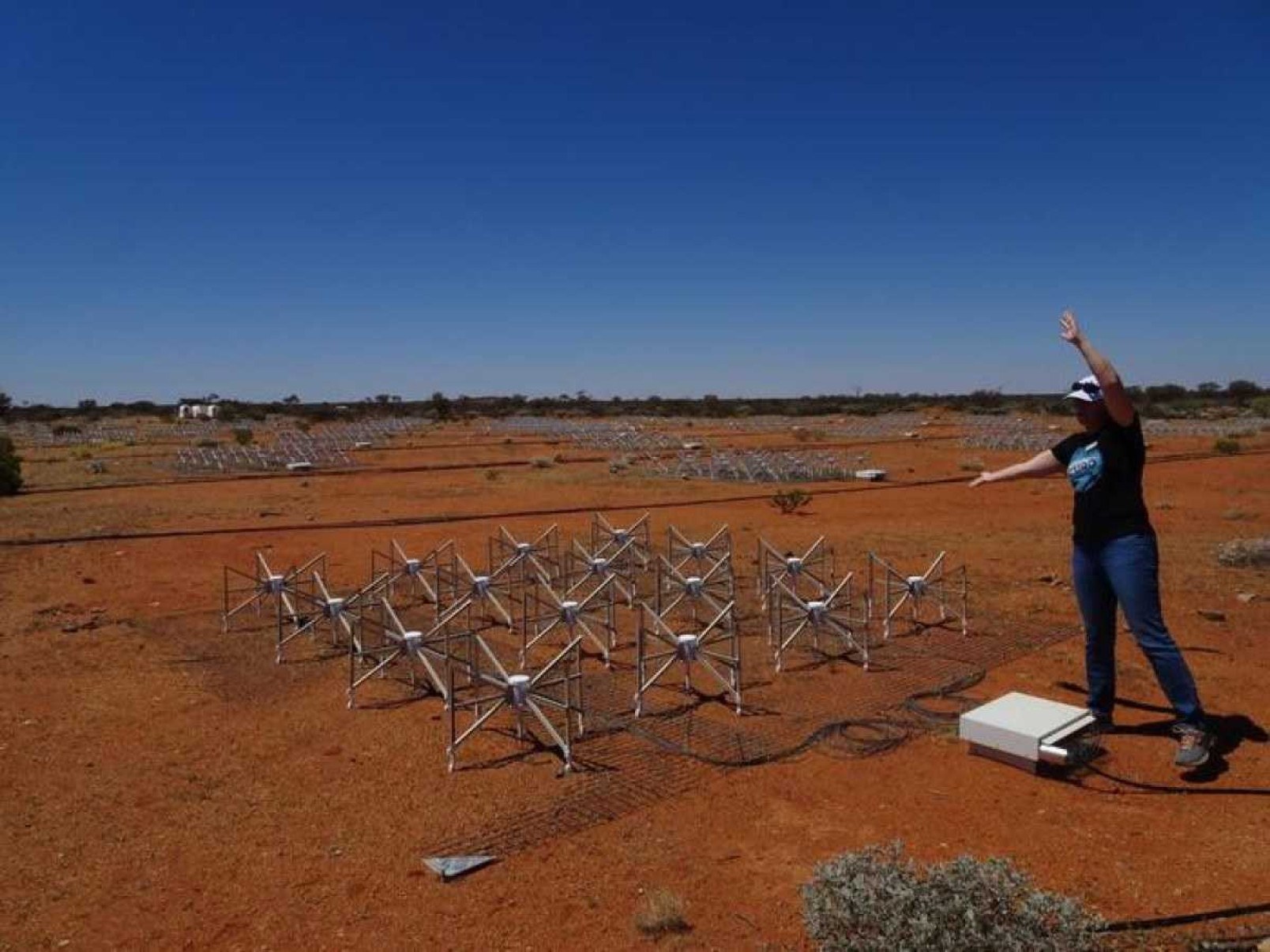 Telescópio australiano escuta o cosmos em busca de alienígenas