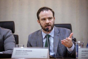 Segundo Durigan, a intenção é dar tempo para que União, estados e municípios dimensionem os impactos fiscais da medida antes de sua entrada em vigor - (crédito: Washington Costa) Segundo Durigan, a intenção é dar tempo para que União, estados e municípios dimensionem os impactos fiscais da medida antes de sua entrada em vigor - (crédito: Washington Costa)