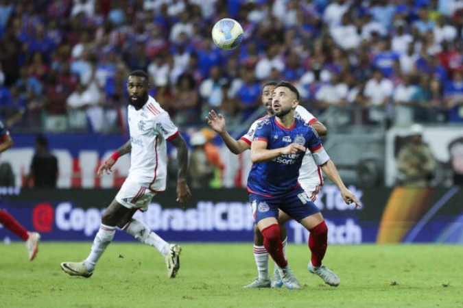 Apesar de ter sofrido com a pressão do Bahia, Flamengo obteve vantagem nas quartas da Copa do Brasil -  (crédito: Foto: Rafael Rodrigues/Bahia)