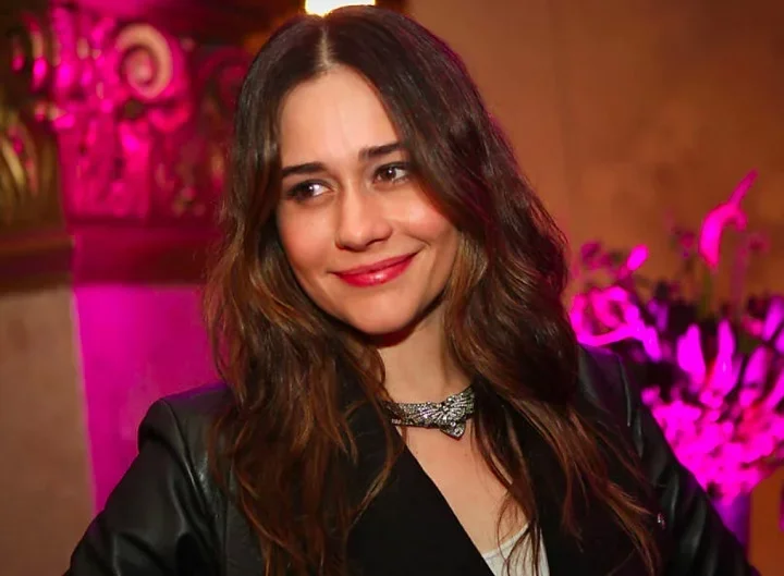 Atriz renomada e talentosa tanto na TV quanto no teatro. Esses adjetivos traduzem Alessandra Negrini, que comemorou 54 anos no dia  29/08.  -  (crédito: divulgação)