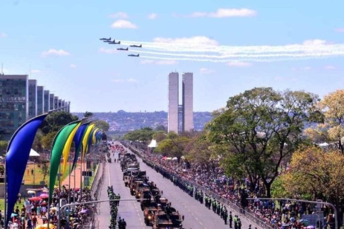 O convite já havia sido feito ao MST, que designara dois representantes para participar do desfile -  (crédito: Ed Alves/CB/D.A.Press)