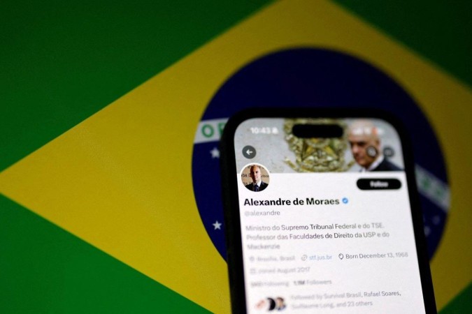 As razões de Moraes para decretar bloqueio do X no Brasil após embates com Elon Musk -  (crédito: Reuters)