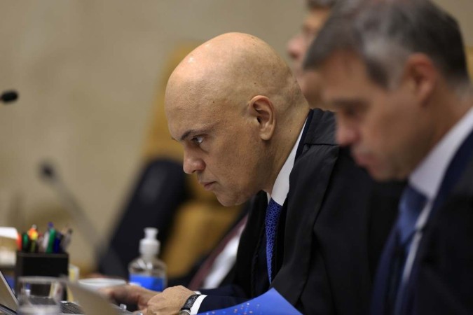 Magistrados também seguiram o entendimento de Moraes para manter a aplicação da multa de R$ 50 mil para quem usar VPN para acessar o X

 -  (crédito: Rosinei Coutinho/SCO/STF)