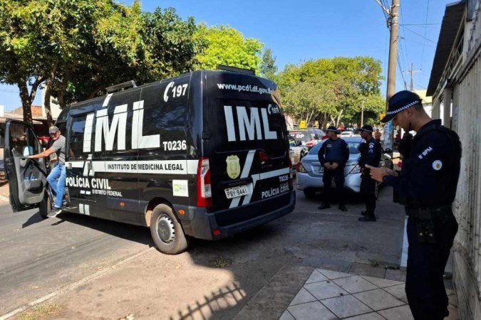Caso é investigado pela 24ª Delegacia de Polícia. De acordo com informações da PMDF, o motorista foi encontrado pelo próprio pai - (crédito: André Phelipe) Caso é investigado pela 24ª Delegacia de Polícia. De acordo com informações da PMDF, o motorista foi encontrado pelo próprio pai - (crédito: André Phelipe)