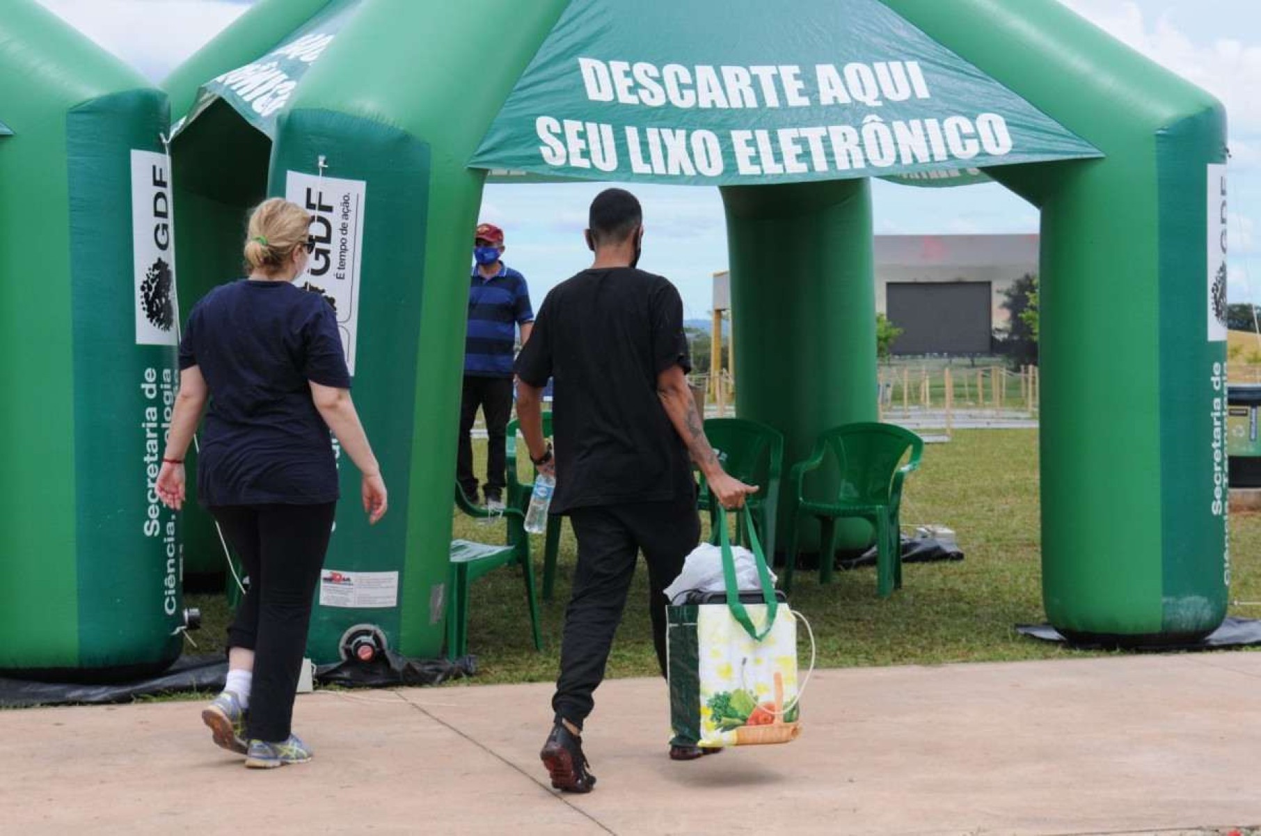 Pontos de coleta de lixo eletrônico garantem descarte adequado