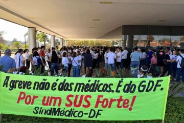 Paralisação reúne cerca de 800 médicos -  (crédito: Material cedido ao Correio)