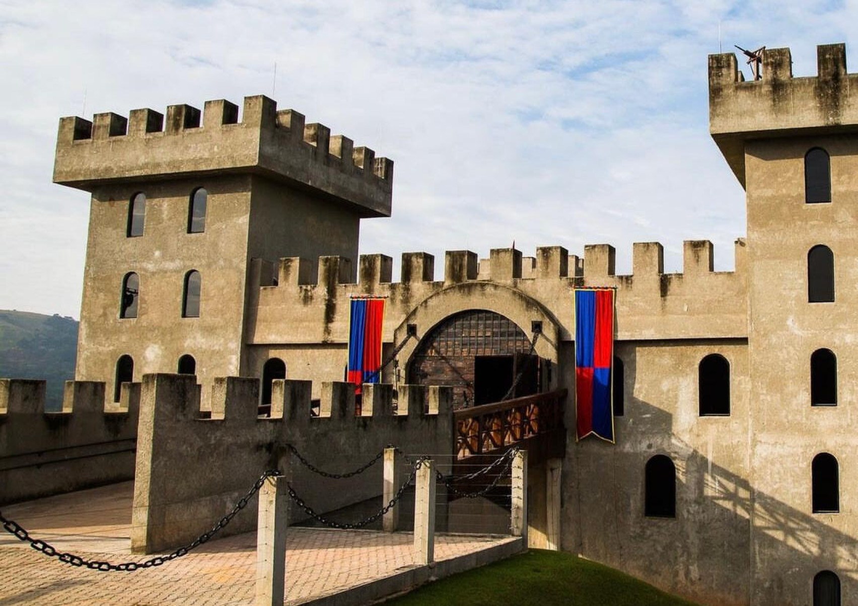 Viva uma experiência medieval no O Castelo em São Roque -  (crédito: Uai Turismo)