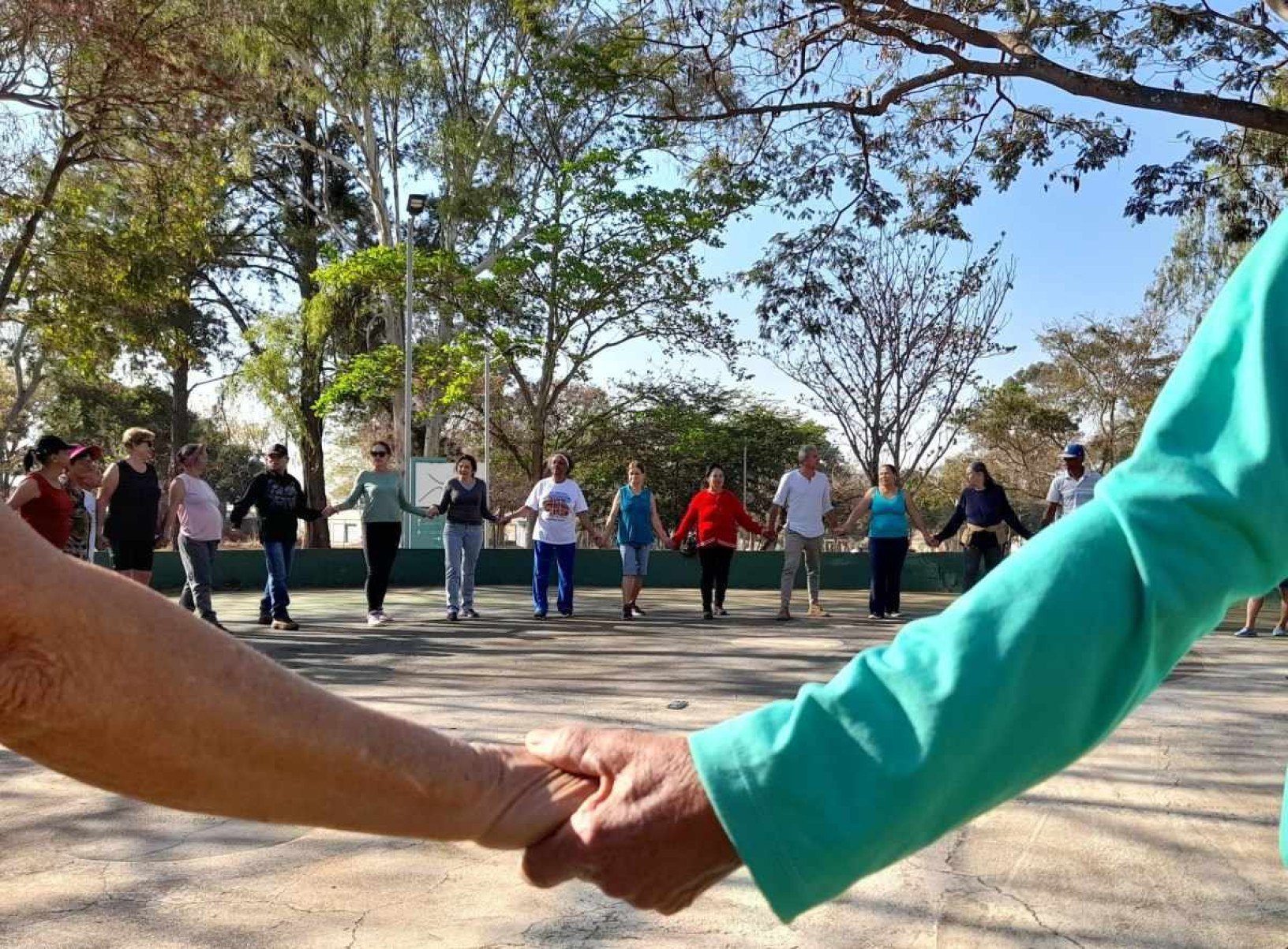 Pacientes conciliam tratamentos médicos com práticas de autocuidado