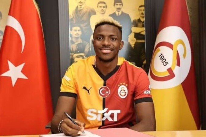 Victor Osimhen é o novo jogador do Galatasaray - (crédito: Foto: Divulgação / Galatasaray) Victor Osimhen é o novo jogador do Galatasaray - (crédito: Foto: Divulgação / Galatasaray)