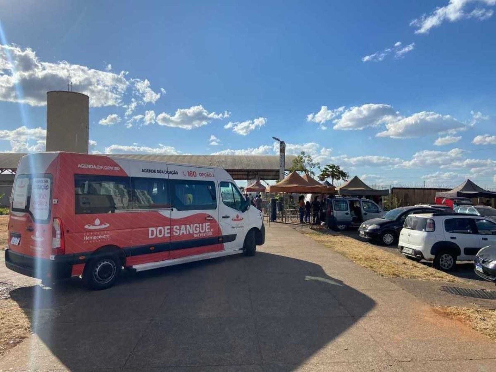 Doadores ganham transporte gratuito de três estações do metrô até o Hemocentro 