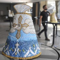 Exposição dos mantos é uma tradição trazida de Belém -  (crédito: Minervino Júnior/CB/D.A.Press)