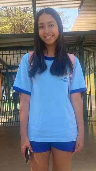 Yasmim de Almeida, 16 anos: "A falta de professores é uma parte negativa. Quando algum professor tem que aposentar, ou algo do tipo, demora muito a fazer a reposição por outro" -  (crédito: Alessandra Lopes Moreira/CEF 12)