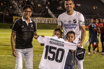 O zagueiro e capitão do ABC ultrapassou a marca de 150 jogos com a camisa do time potiguar no mês passado -  (crédito: RennÃª Carvalho/ABC F.C.)