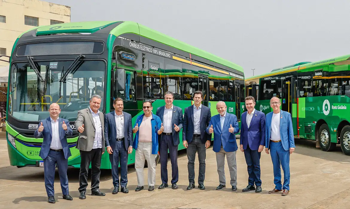 Lula inaugura sistema de BRT em Goiânia -  (crédito: EBC)