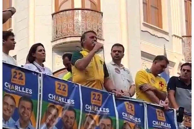 Presidente Bolsonaro ( PL ) participou de carreata em Juiz de Fora no dia que completou seis anos da facada sofrida por ele na cidade -  (crédito:  Reprodução/Instagram)