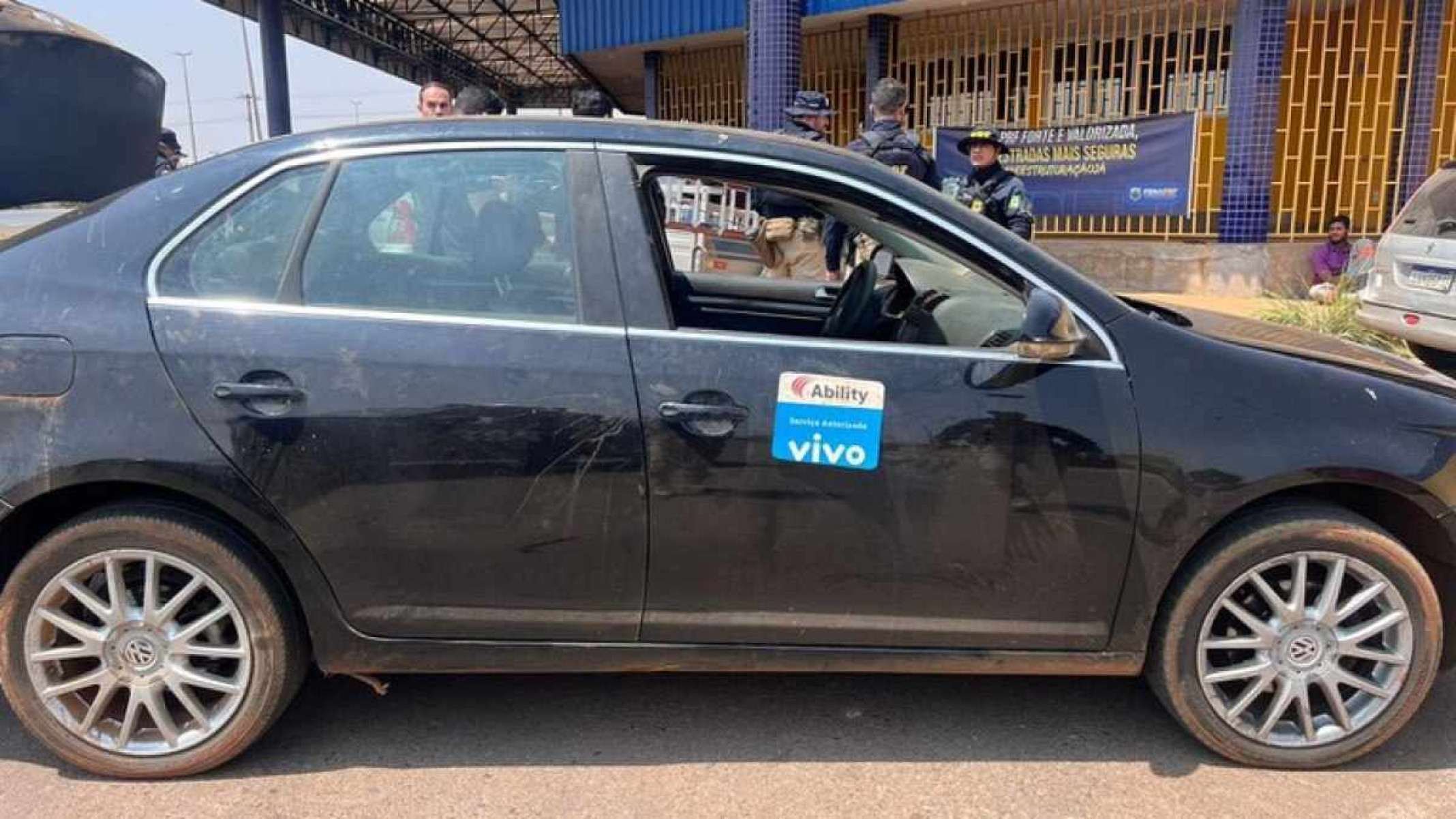 A ação ocorreu na BR-070 durante uma operação de combate a fraudes veiculares