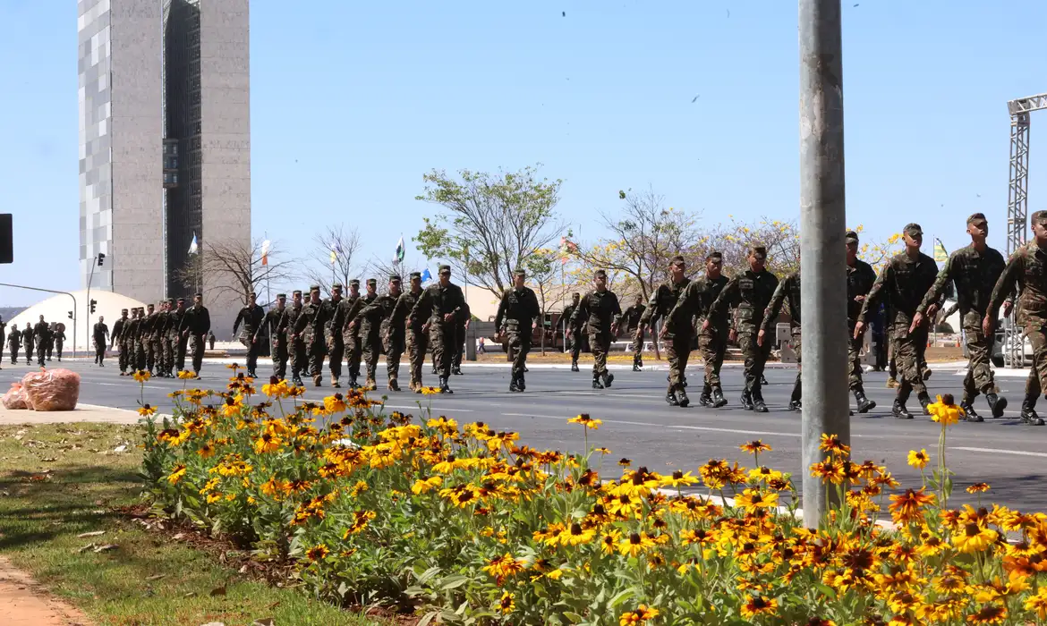 Brasília: desfile de 7 de Setembro terá este ano três eixos temáticos  -  (crédito: EBC)