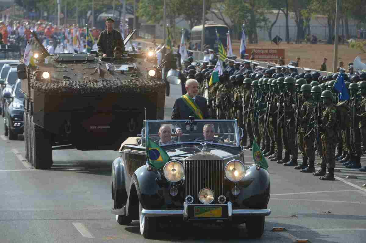 Lula na solenidade do 7 de setembro