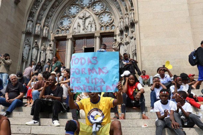 Em São Paulo, 30º grito dos excluídos ocorreu na Praça da Sé