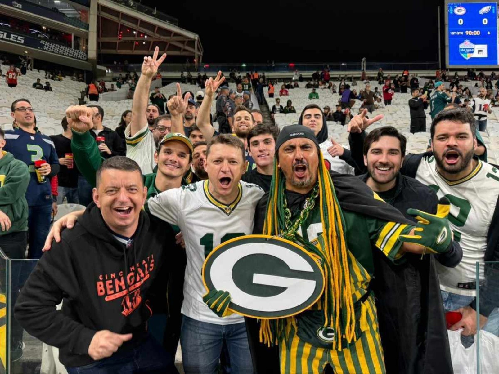 Futebol americano à brasileira: fãs vibram com dia de NFL em São Paulo