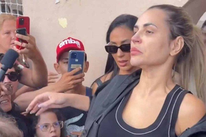 Deolane Bezerra saiu da prisão dizendo-se perseguida pela Justiça de Pernambuco - (crédito: Reprodução) Deolane Bezerra saiu da prisão dizendo-se perseguida pela Justiça de Pernambuco - (crédito: Reprodução)