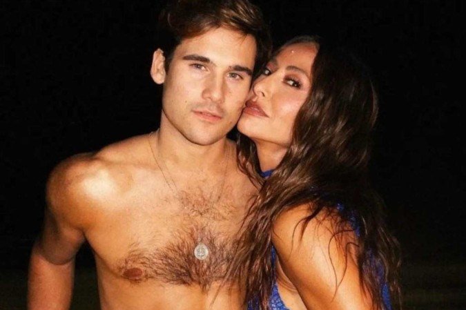 Sabrina Sato e Nicolas Prattes ficam noivos -  (crédito: Instagram Sabrina Sato )